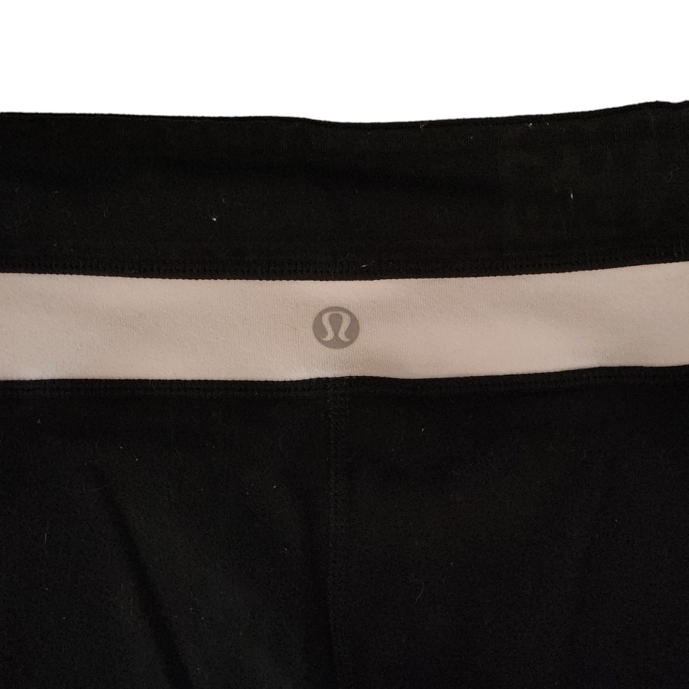 Lululemon Reversible Flare Leggings - Black & White - Picture 10 of 11